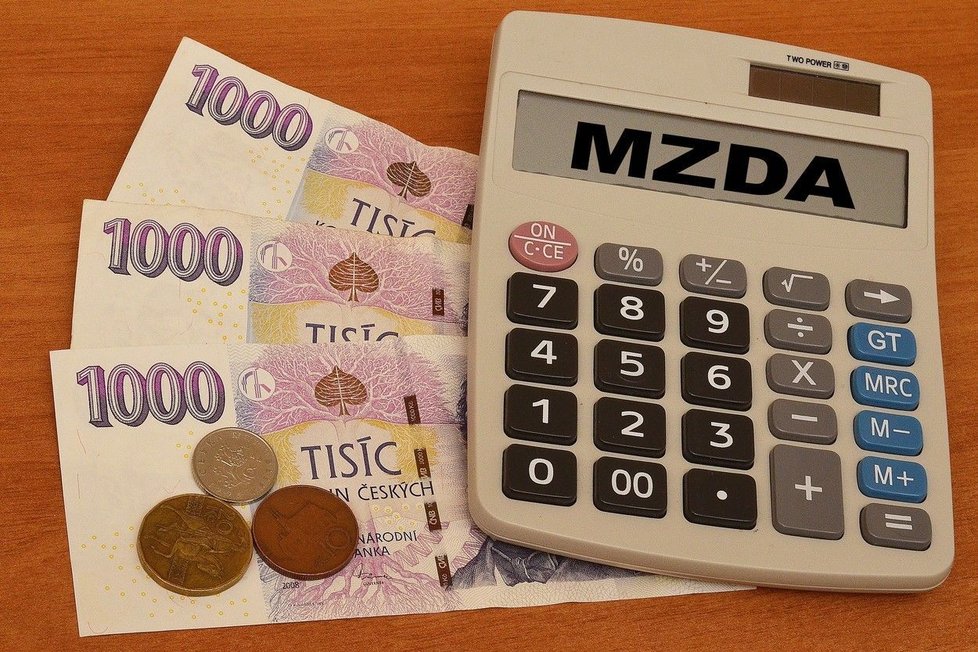 Průměrná mzda v Česku vzrostla na 29 320 Kč.