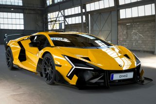 DMC uvádí tuning pro Lamborghini Revuelto: Za 9 milionů má karbon navíc