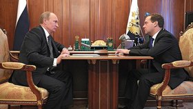 Dmitrij Medveděv a Vladimir Putin