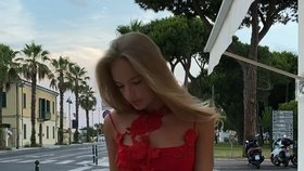 Dcera Dmitrije Peskova Elizaveta si užívá luxusu.