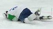 Ruský hokejista Dmitrij Tabatadze utrpěl v zápase nepříjemné zranění.