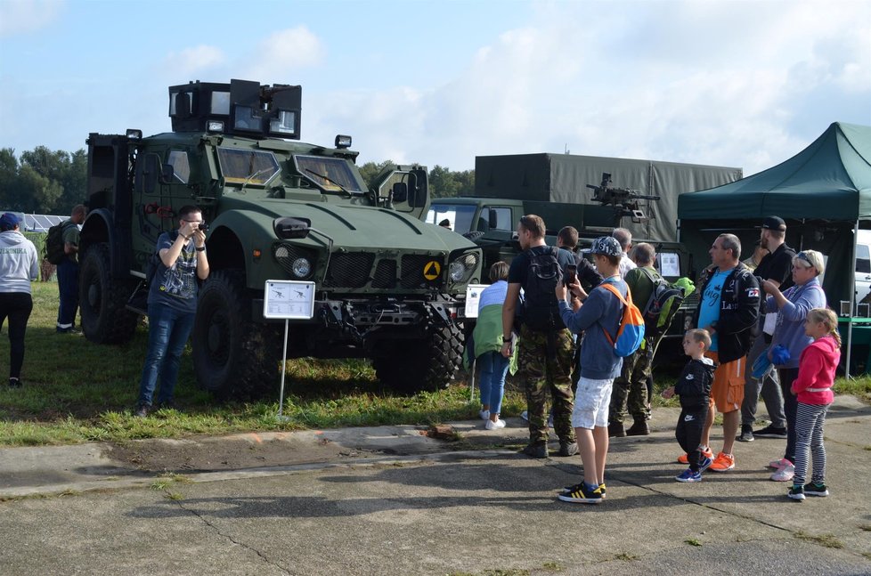 Dny NATO každoročně lákají davy návštěvníků, letos však měli diváci smůlu kvůli koronaviru