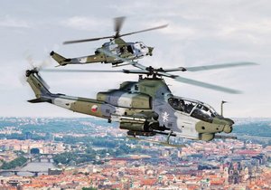 Americký vrtulník UH-1Y Venom láká na design, jaký známe z akčních filmů.