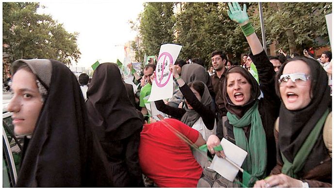 Některé záběry iránského filmu Dny zelených nadějí se točily na mobil