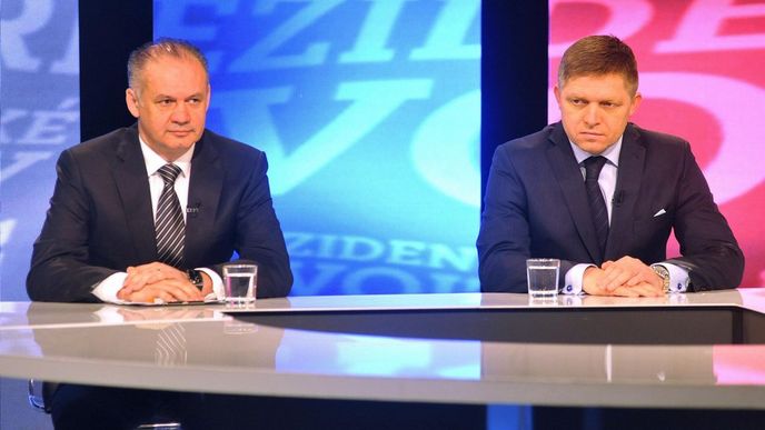 Do druhého kola postoupivší kandidáti Robert Fico a Andrej Kiska vystoupili 16. března v Bratislavě v televizní debatě po prvním kole slovenských prezidentských voleb.