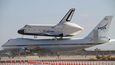 Do New Yorku dorazil Enterprise na "hřbetu" upraveného Boeingu 747
