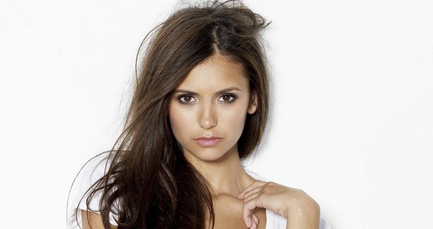 Nina Dobrev