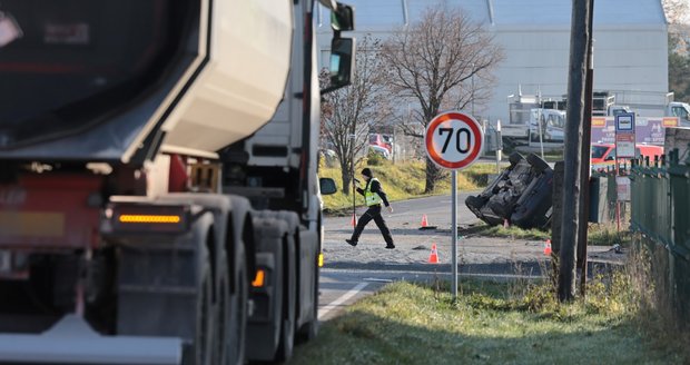 Nehoda u Mokrovrat na Příbramsku.