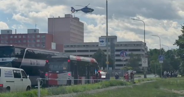 Otřesná nehoda na Praze 4: Holčičku (9) srazilo auto! V umělém spánku ji transportoval vrtulník
