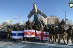Tito Gruzíni, Rusové a Bělorusové bojují jako dobrovolníci na straně Ukrajiny.