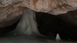 V jeskyni v Rumunsku uvízlo devět lidí: Uvěznil je nečekaný příval vody