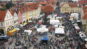 Žatecké náměstí zaplnili vyznavači piva