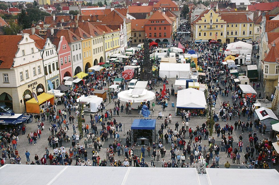 Žatecké náměstí zaplnili vyznavači piva