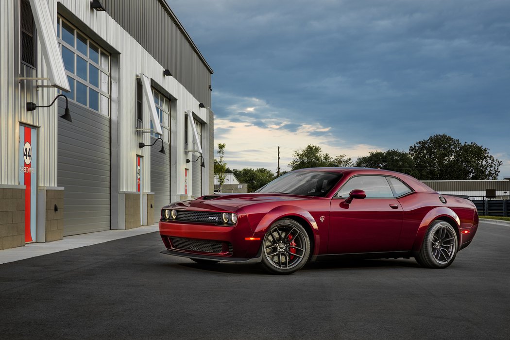 Dodge Challenger SRT Hellcat Widebody