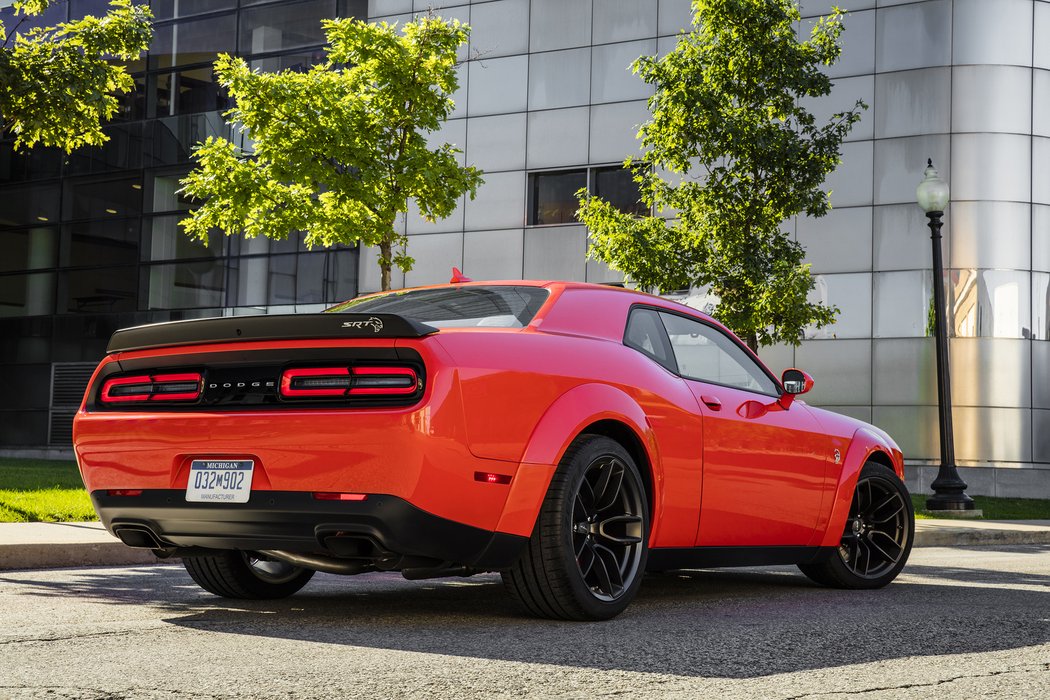 Dodge Challenger SRT Hellcat Widebody