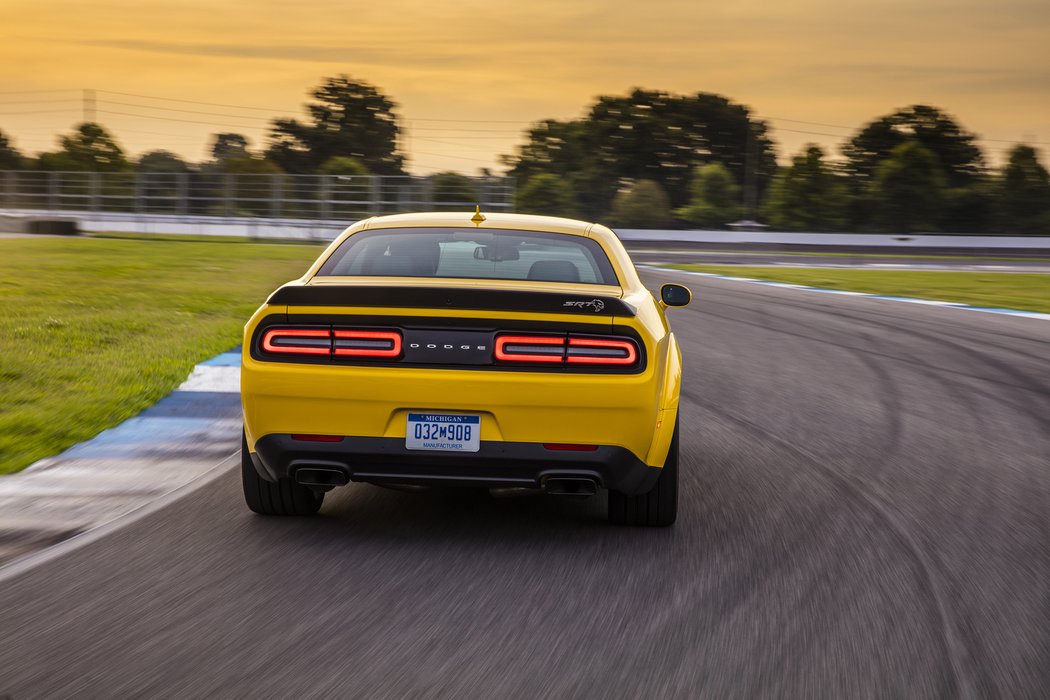 Dodge Challenger SRT Hellcat Widebody