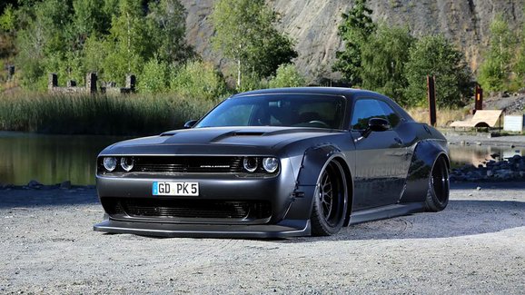 Nejbrutálnější Dodge Challenger na světě? Jezdí na LPG a je z Německa