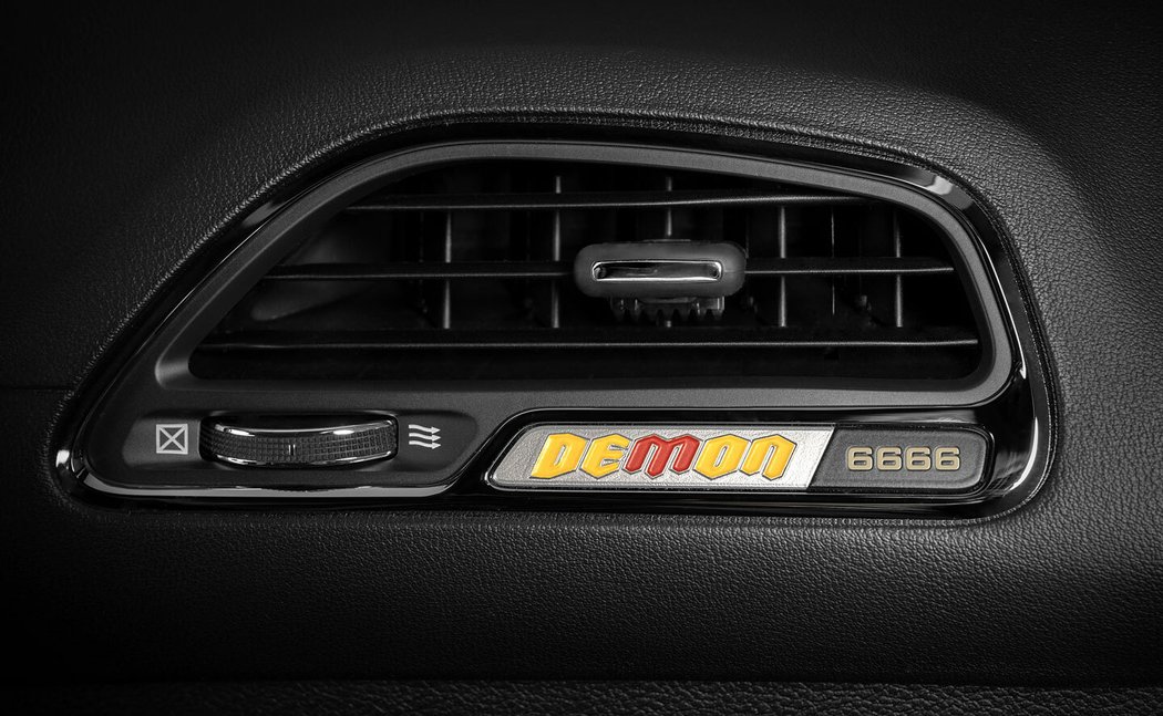 Dodge Challenger SRT Demon 170