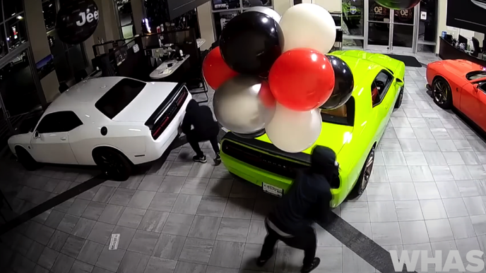 Dodge Challenger SRT Hellcat Dodge Challenger SRT Hellcat