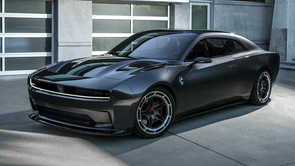 Charger Daytona SRT je předobrazem elektrické budoucnosti Dodge. Je hlasitý a má vícestupňovou převodovku