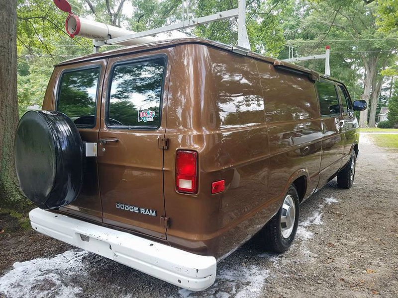 Dodge Ram 350 s výbavou pro sledování