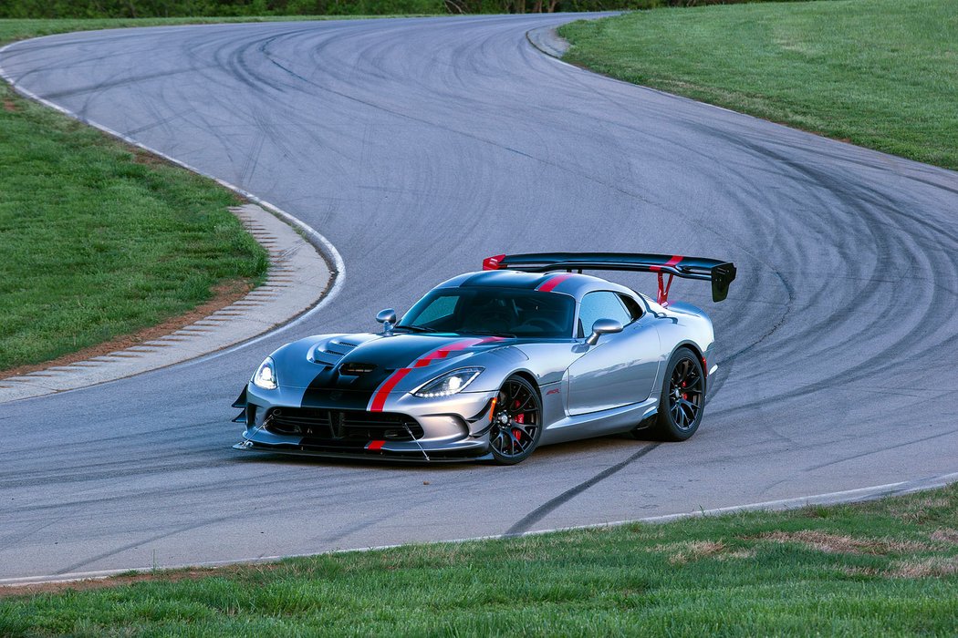 Dodge Viper ACR