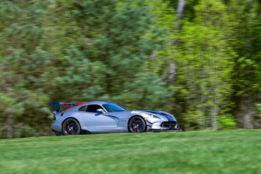 Dodge Viper ACR