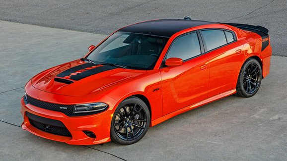 Dodge Charger a Challenger mohou i v nové generaci využít platformu Mercedesu