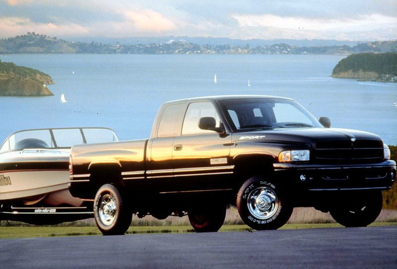 Dodge Ram 2500 4×4 Club Cab Pickup (1994–2002)