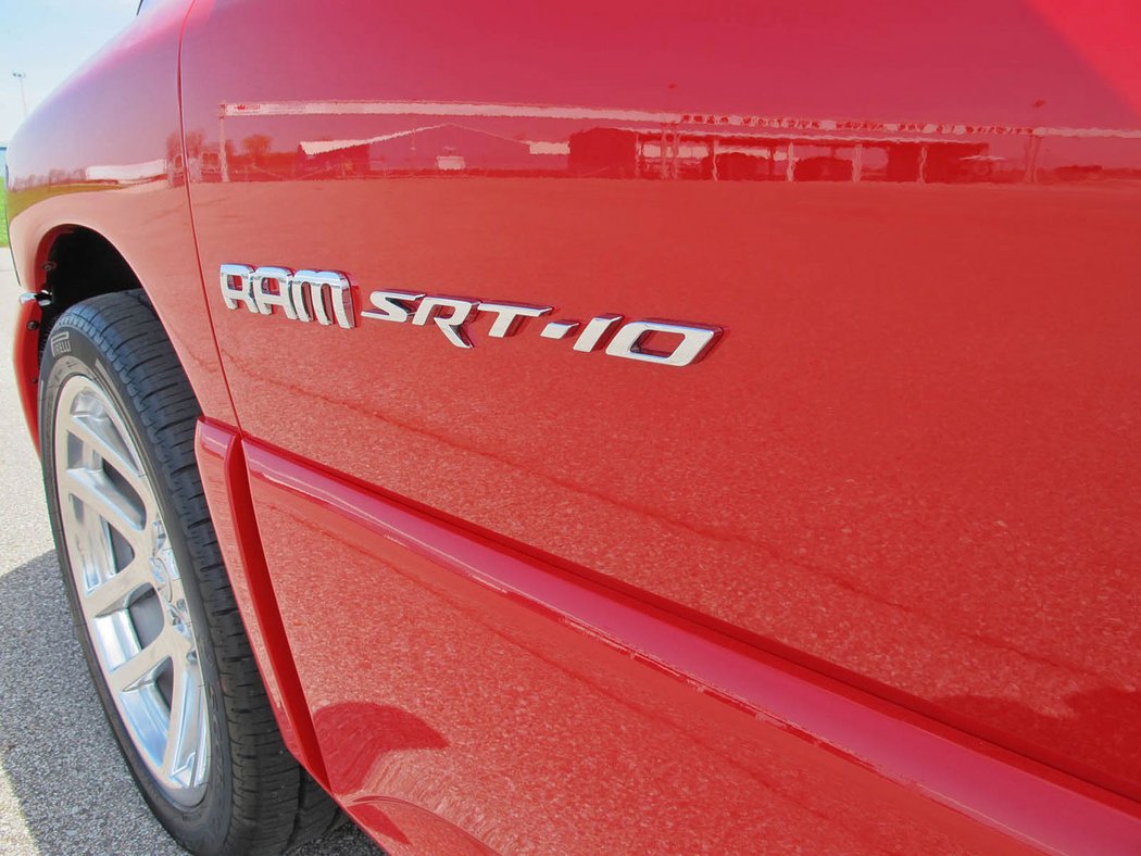 Dodge Ram SRT-10