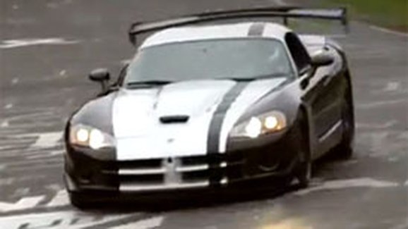 Dodge Viper SRT 10 ACR: Nový rekord na Ringu (video)