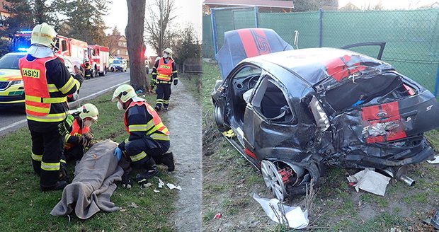 Vážná nehoda v Doksech si vyžádala pět zraněných: Stojí za neštěstím bláznivý závod?