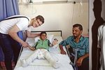 Lékař Robert Jůzek z Nemocnice Na Bulovce léčil v Jordánsku uprchlíky.