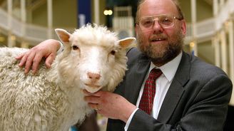 20 let od smrti Dolly: Od klonované ovce ke geneticky upraveným dětem. Co už všechno umíme 