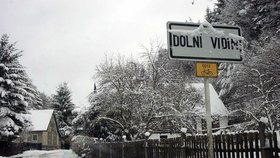 Neznámý vrah v Dolní Vidimi před 19 lety ubodal manželský pár. Ohavný čin obcí otřásl natolik, že se poslední obyvatelé radši odstěhovali.