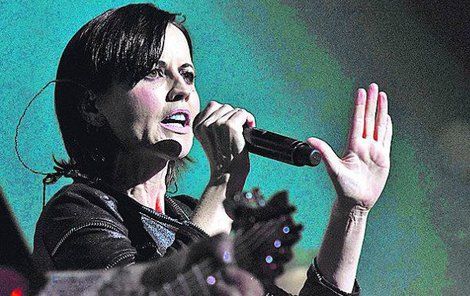 Dolores O‘Riordan, irská zpěvačka skupiny The Cranberries