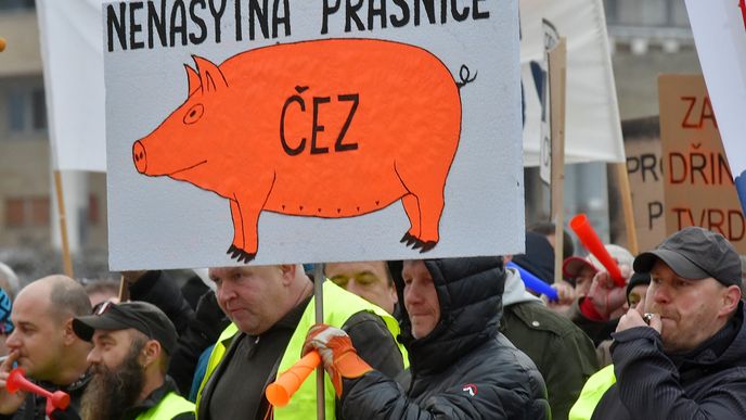 Demonstrace zaměstnanců Severočeských dolů