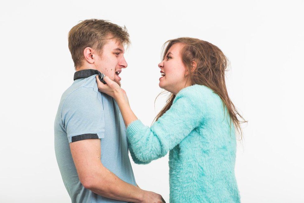 Třetina mladých lidí ve vztahu zažila násilí (ilustrační foto)