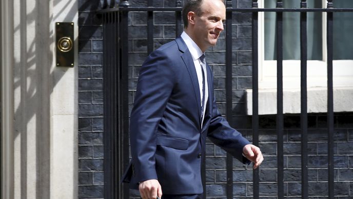 Nový ministr pro brexit Dominic Raab