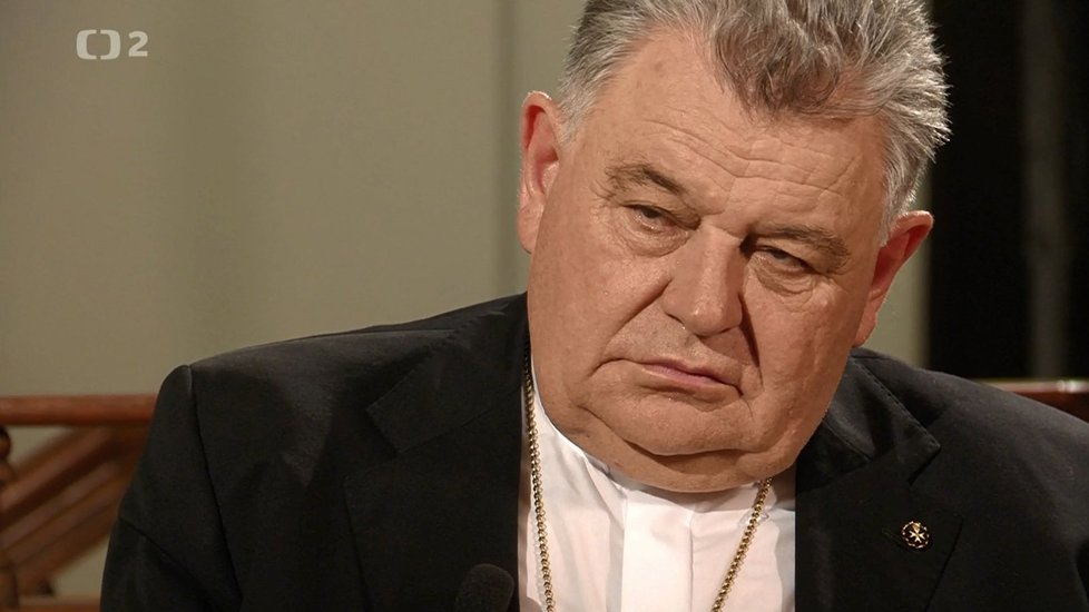 Dominik Duka při debatě v Arcibiskupském paláci