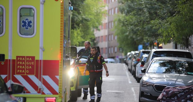 Dominik Feri (25) se pokusil o sebevraždu: Záchranáři ho převezli do nemocnice