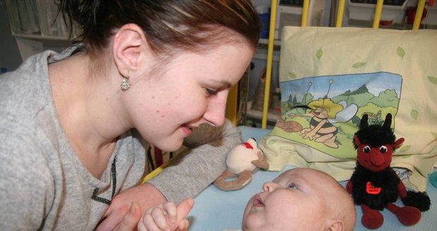 Nejstatečnější miminko Česka: Dominik má další druh leukémie
