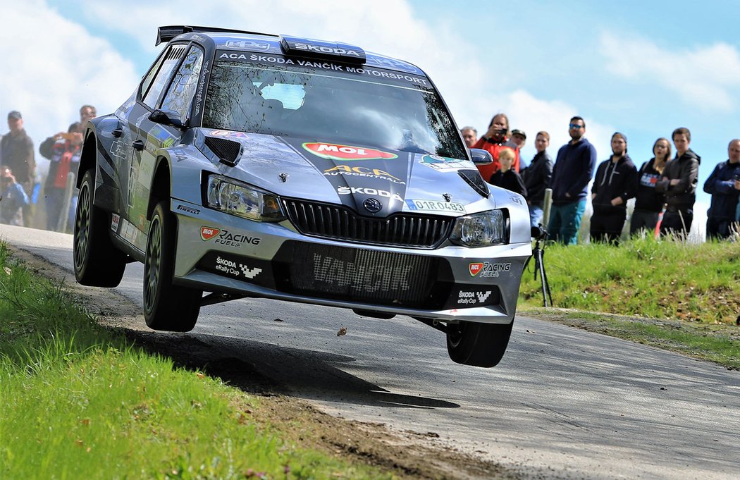 Skokanská vložka Dominika Stříteského na letošní Rallye Šumava