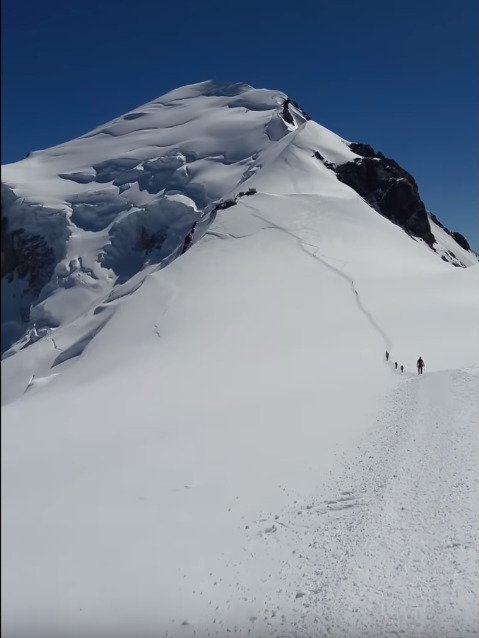 Dominik dokumentoval své cesty do hor. Zde například výstup na Mont Blanc.