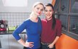 Dominika Býmová s kamarádkou Kristýnou Kociánovou v Krejzových. Dominika Býmová s kamarádkou Kristýnou Kociánovou v Krejzových.
