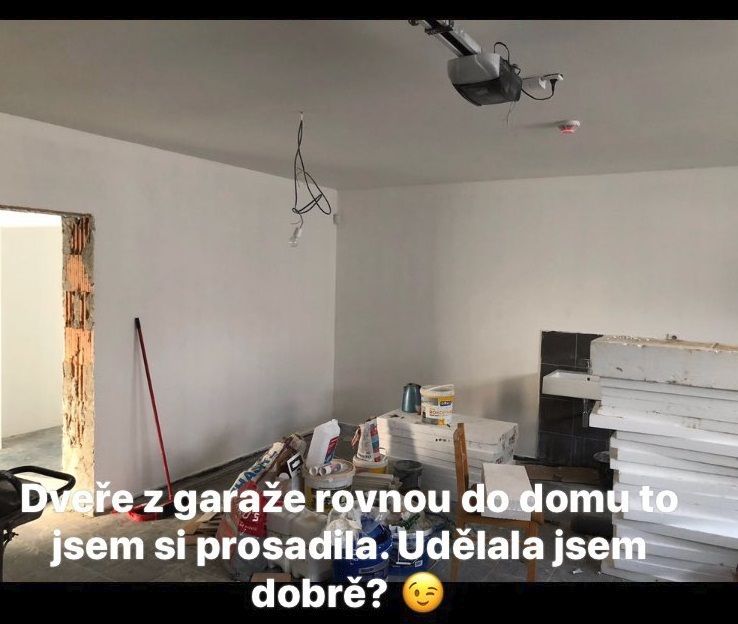 Dominika Mesarošová ukázala fotky ze stavby nového domu v Brně.