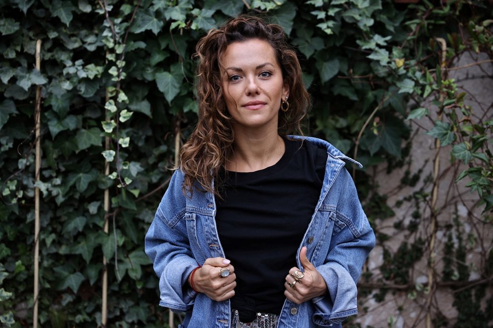 Dona Rozankova GALERIE: Krajčova tanečnice Rošková: Zásnuby na Srí Lance! | FOTO 1 ...