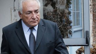 Stykem s prostitutkami se Strauss-Kahn na kuplířství nepodílel, určil soud