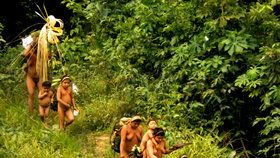 Výprava do Amazonie zabránila válce kmenů. Domorodci dostali i očkování