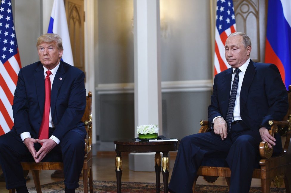 Donald Trump a Vladimír Putin. I přes vzájemné sympatie mezi oběma prezidenty se vztahy Ruska a USA neustále zhoršují.